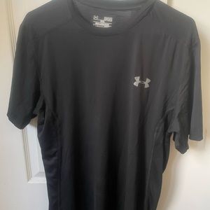 Under Armour Fitted HeatGear Workout Gym t shirt